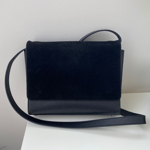 Everlane Handbags - Everlane Petra Crossbody